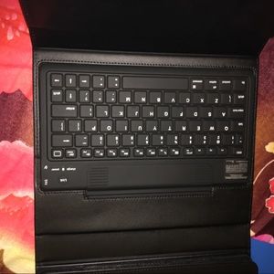 Bluetooth keyboard